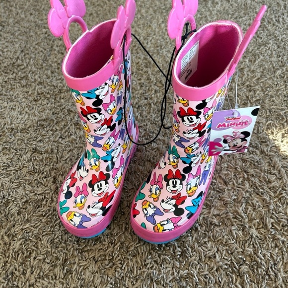 Disney Minnie Mouse Kids' Rain Boots - Picture 2 of 4